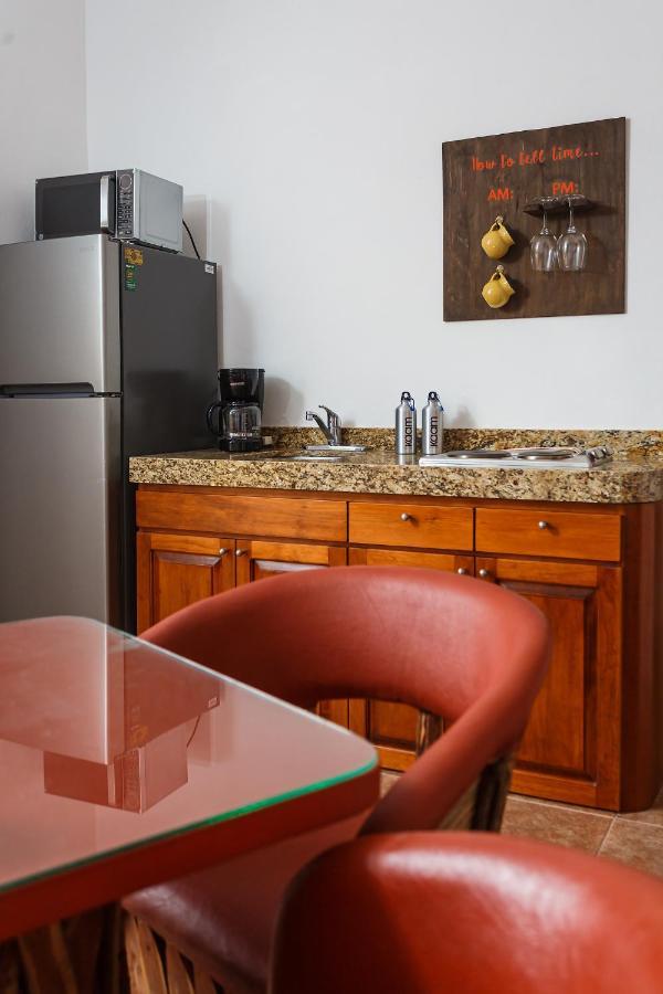 Kaam Accommodations ปัวร์โตโมเรลอส ภายนอก รูปภาพ