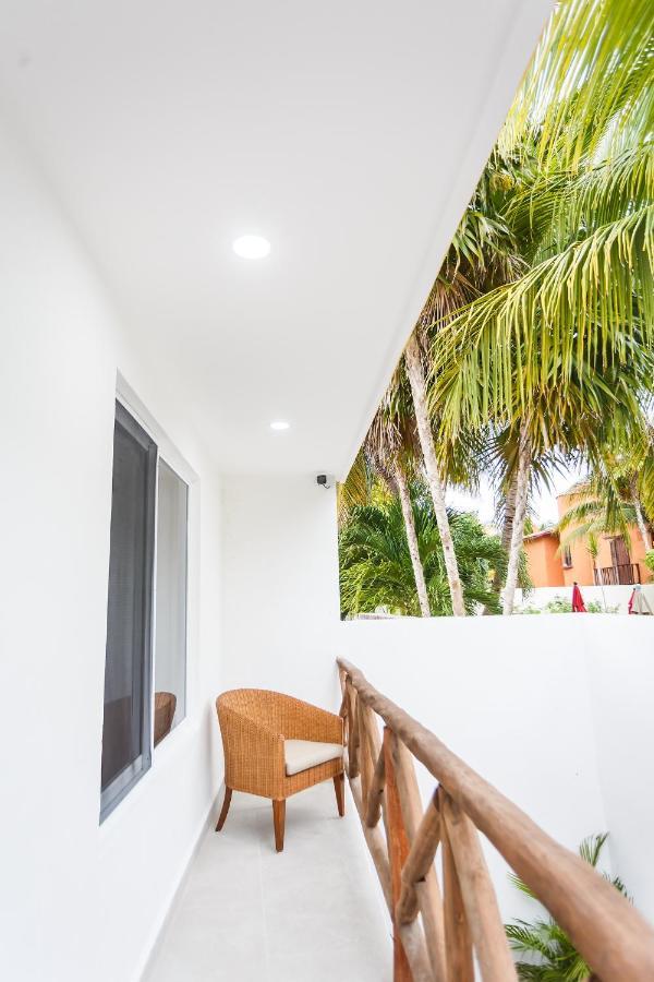 Kaam Accommodations ปัวร์โตโมเรลอส ภายนอก รูปภาพ