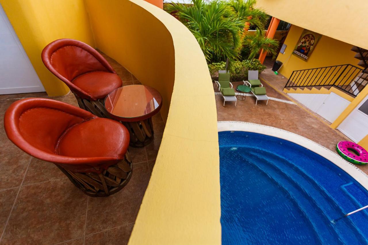 Kaam Accommodations ปัวร์โตโมเรลอส ภายนอก รูปภาพ