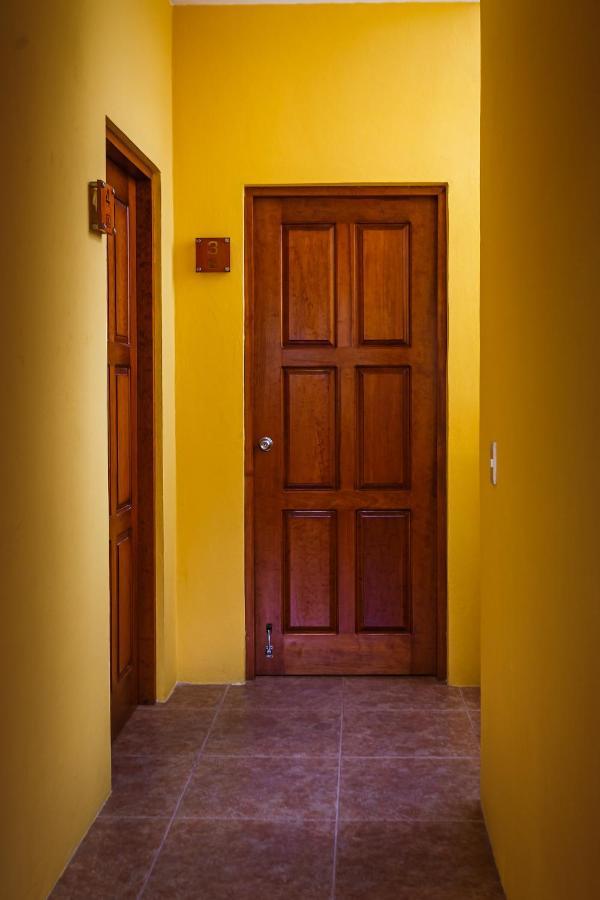 Kaam Accommodations ปัวร์โตโมเรลอส ภายนอก รูปภาพ