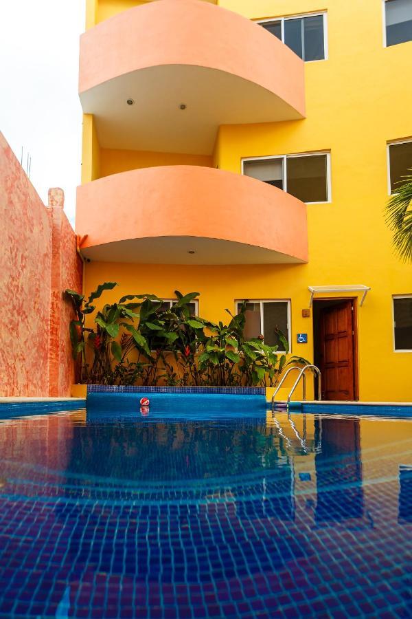 Kaam Accommodations ปัวร์โตโมเรลอส ภายนอก รูปภาพ