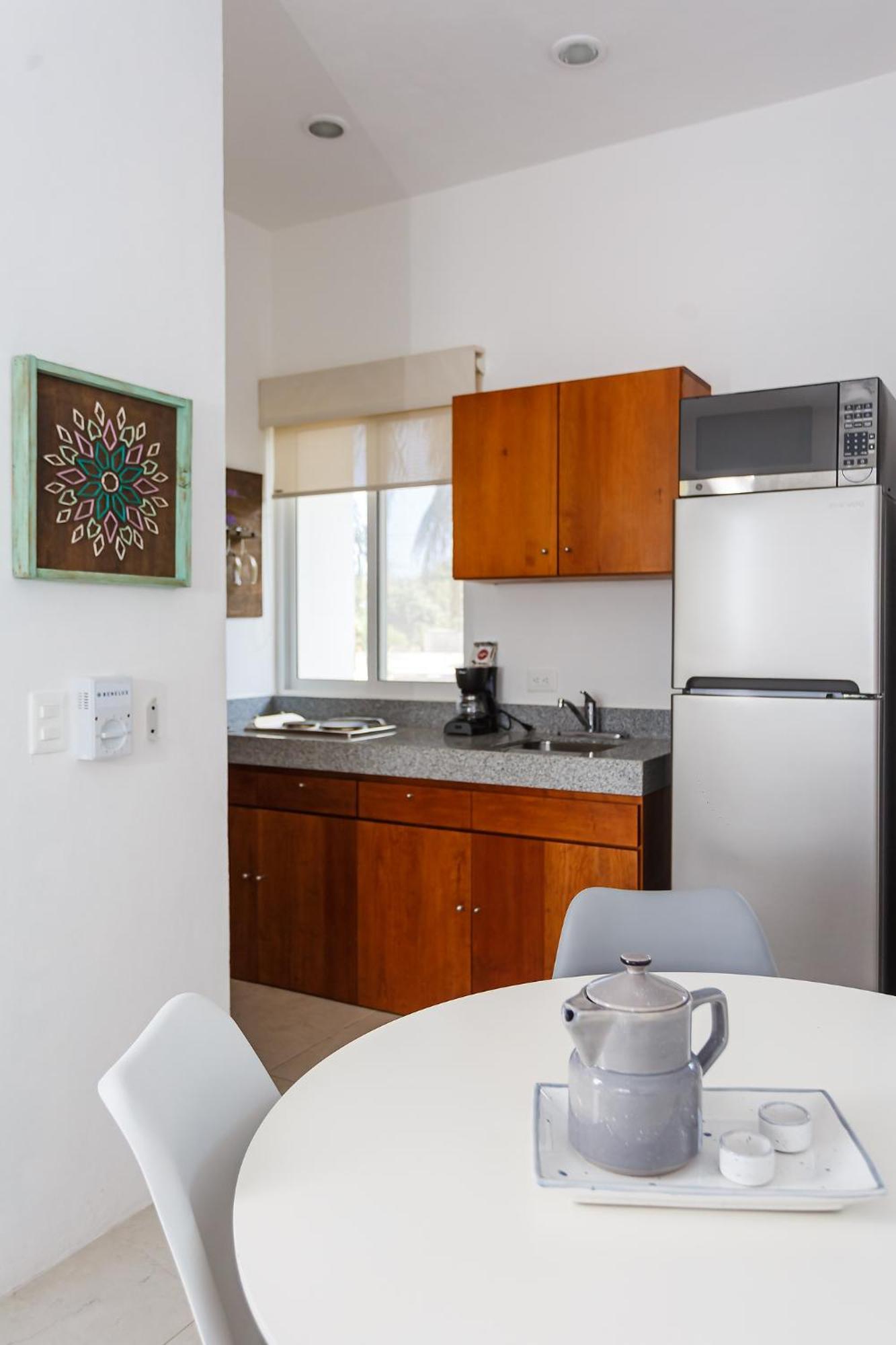 Kaam Accommodations ปัวร์โตโมเรลอส ภายนอก รูปภาพ