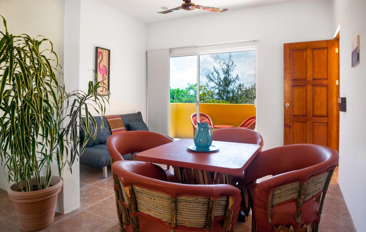 Kaam Accommodations ปัวร์โตโมเรลอส ภายนอก รูปภาพ