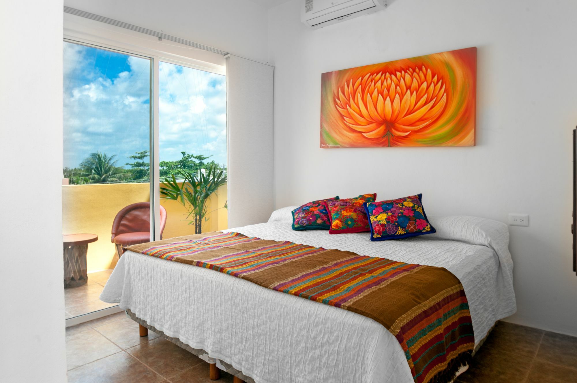 Kaam Accommodations ปัวร์โตโมเรลอส ภายนอก รูปภาพ